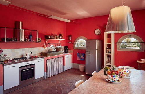 Montelupo Fiorentino Villa | Stunning private villa for 11 guests with A/C, private pool, WIFI, TV, patio and panoramic view