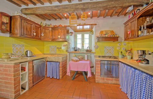 San Pietro a Cegliolo Villa | Stunning private villa with WIFI, private pool, A/C, TV and panoramic view, close to Cortona