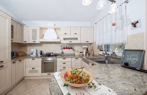 Moca Villa | Stunning private villa for 10 people with hot tub, WIFI, A/C, private pool, TV, terrace and park.