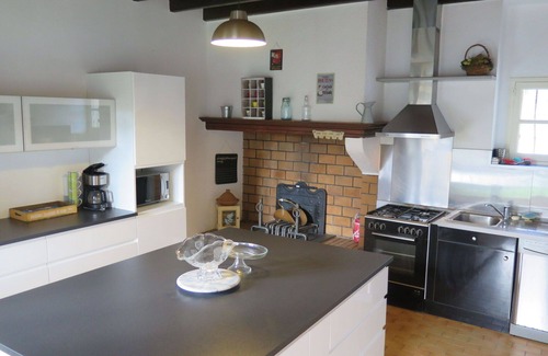 Nassiet Villa | Stunning private villa for 9 guests with A/C, private pool, WIFI, TV, terrace and parking