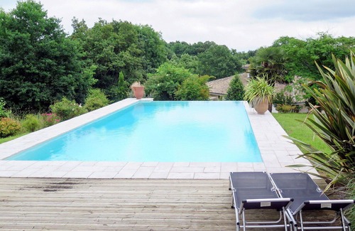 Nassiet Villa | Stunning private villa for 9 guests with A/C, private pool, WIFI, TV, terrace and parking