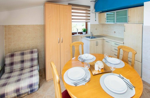 Zirje House | Stunning private villa for 8 guests with A/C, WIFI, TV, terrace, pets allowed and parking