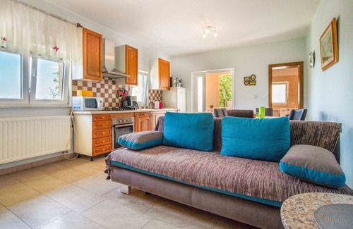 Klana House | Stunning private villa with A/C, WIFI, private pool, TV, terrace, pets allowed and panoramic view