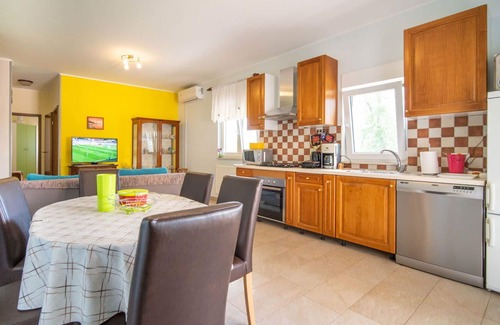 Klana House | Stunning private villa with A/C, WIFI, private pool, TV, terrace, pets allowed and panoramic view