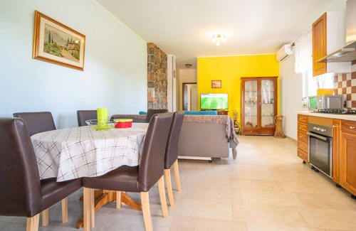 Klana House | Stunning private villa with A/C, WIFI, private pool, TV, terrace, pets allowed and panoramic view