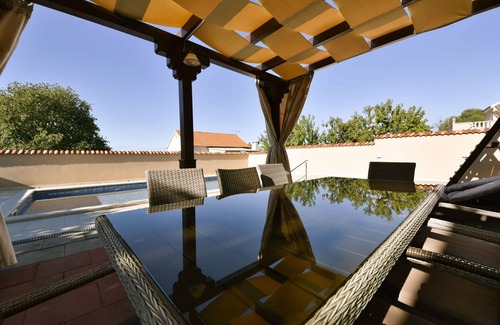 Stankovci House | Stunning private villa with private pool, A/C, WIFI, TV, patio, pets allowed and panoramic view