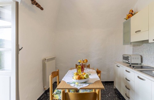 Civezza House | Stunning private villa for 4 guests with WIFI, TV, terrace and panoramic view