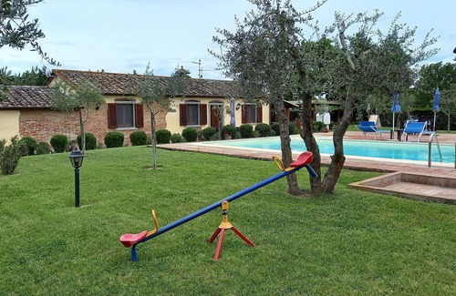 Cortona Old Town Villa | Stunning private villa with A/C, WIFI, private pool, TV, patio, pets allowed and panoramic view