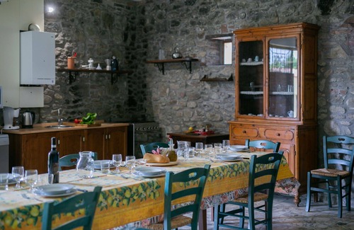 Sodo Villa | Stunning private villa for 18 guests with WIFI, private pool, A/C and TV