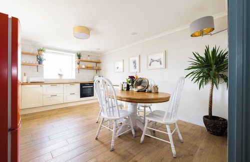 Frome House | Stunning Renovation edge of Frome + country views