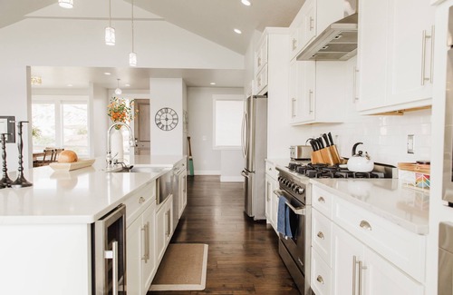 Marsing House | Stunning Riverfront home- River access with Hot Tub & Game Room!