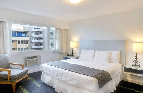Miramar Hotel | Stunning Rooftop Views Await at This Relaxing Room in Historic Miramar