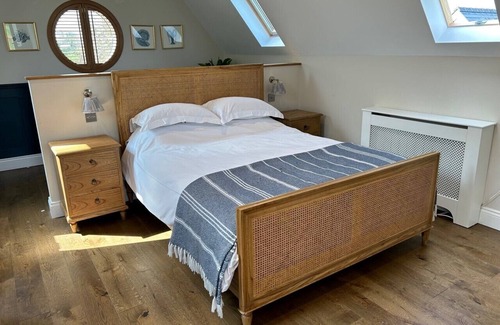 Gloucester Apartment | Stunning rural retreat perfect for couples & dogs