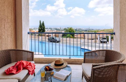 Tremithousa Apartment | Stunning Sea & Sky View- 3BR, Pool ,Amazing Balcony