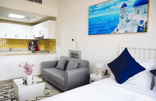 Bab Al Bahr Apartment | Stunning Sea View Apt. with Balcony - RAK