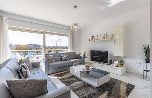 Tower Road Apartment | Stunning - Seafront 3-Bedroom Sunny Side Sliema