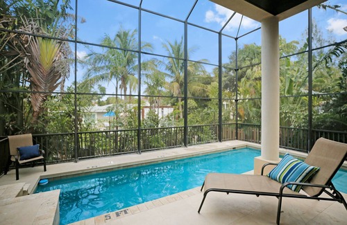 Bay Isle House | Stunning Siesta Key, . , Walk to Shell Beach, HEATED POOL - Discounts