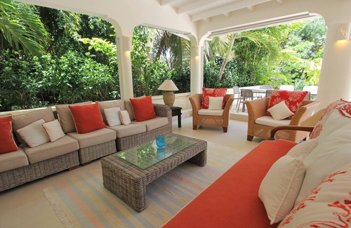 Falmouth Harbour Villa | Stunning six bedroom seafront villa with pool, garden and sea views