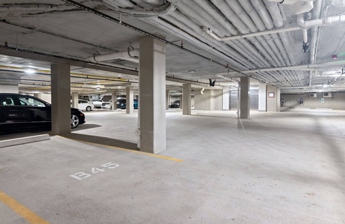 Richmond Apartment | Stunning Skyline 1-Bedroom Apartment - Downtown RVA - Pool, Gym & Parking