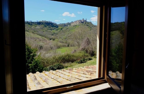 Civitella d'Agliano Villa | Stunning, spacious Private Villa with pool surrounded by countryside