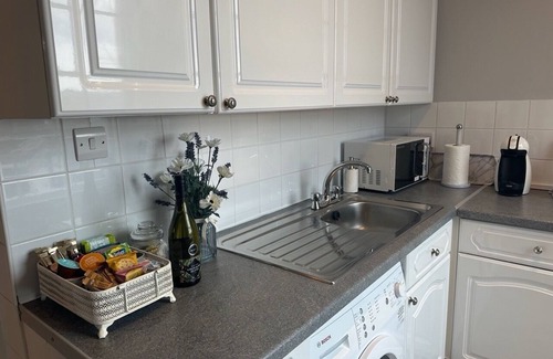 Belper Apartment | Stunning Spacious one Bedroom Apartment in Courtyard Location, Central to Town