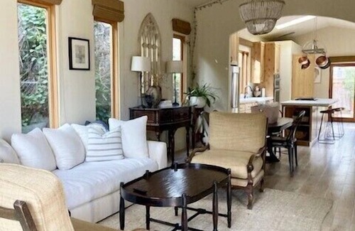 Petaluma House | Stunning Spanish style 2b/2b house downtown Petaluma
