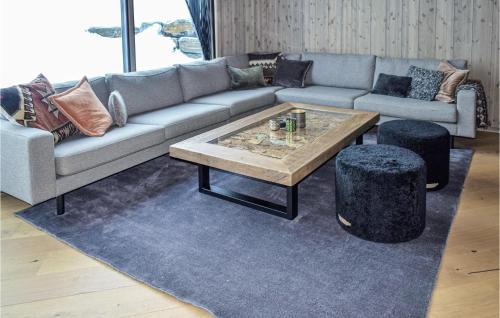 Kamben House | Stunning View In Holiday Home