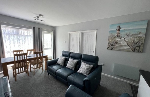Looe Villa | Stunning Views from this lovely holiday home