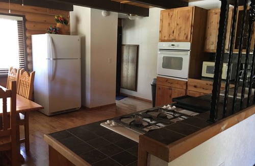 Sedona Cabin | Stunning Views in Charming Sedona Log Cabin, Close to Oak Creek!