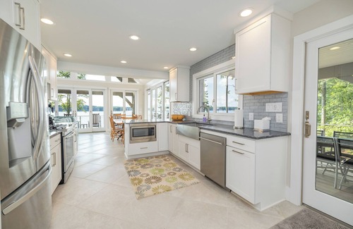 Littleton House | Stunning Views! New Luxury Home, 2 Boat & 2 PWC Lifts, Beach, 5 Suites w/Baths