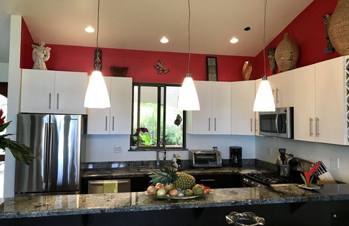 Tronadora House | Stunning views of Lake Arenal and Volcano in Secure, Gated Vacation Community