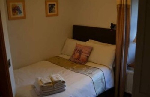 Horton in Ribblesdale Bed & Breakfast | Stunning views of Yorkshire Dales 3 Peaks, 10 miles from Settle | B & B Room 3