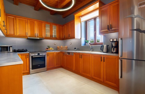 Atsipópoulon Villa | Stunning Views Stone Villa | Stoneville