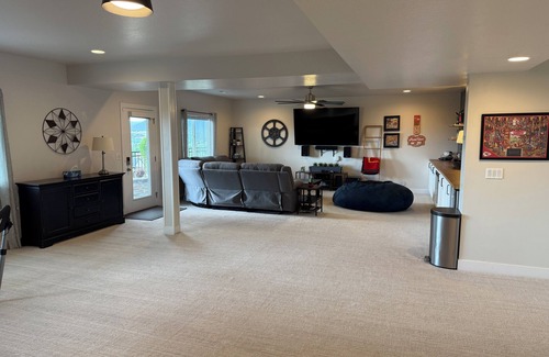 Draper Apartment | Stunning Views Suite