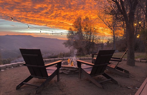 Midpines House | Stunning Views @ Yosemite Gold Rush Ranch. 36mi to Yosemite, Pickleball, EV