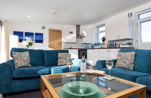 Barrow-in-Furness House | Stunning villa for 2 people with WIFI and TV