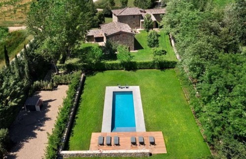 Greve in Chianti Villa | Stunning villa for 18 people with private pool, WIFI, A/C, TV and parking