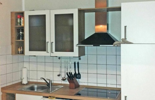 Grosefehn House | Stunning villa for 4 guests with WIFI, TV, terrace and parking