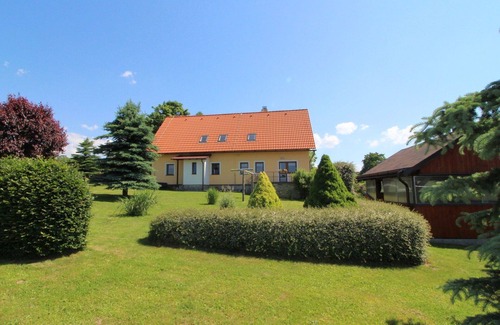Rokytnice v Orlickych Horach House | Stunning villa for 6 guests with WIFI, TV, patio and panoramic view