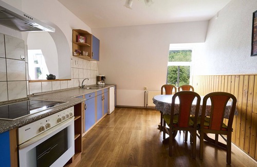 Desna Villa | Stunning villa for 4 people with pool, WIFI and TV