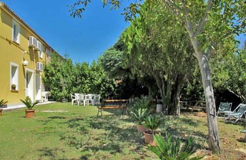 Ripatransone House | Stunning villa for 6 guests with A/C, WIFI, TV, terrace, pets allowed, panoramic view and parking