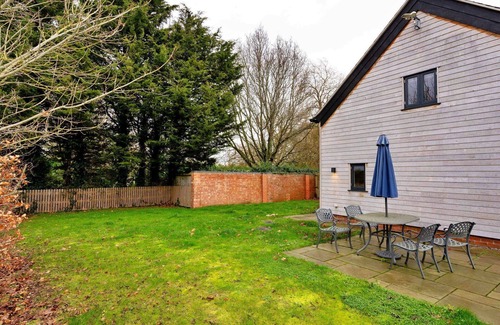 Dorsington House | Stunning villa for 3 people with WIFI, TV and pets allowed