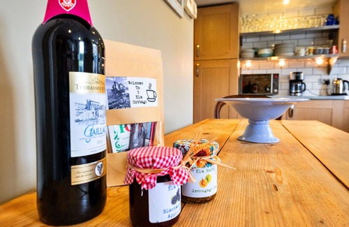 Minehead House | Stunning villa for 6 guests with WIFI