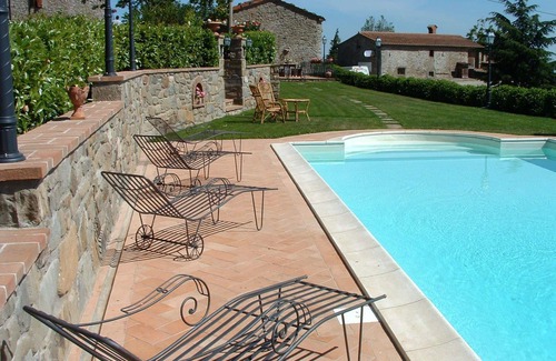 Cortona Villa | Stunning villa for 6 people with WIFI, pool, TV and panoramic view