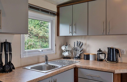 Helston House | Stunning villa for 6 guests with pool, WIFI, terrace and pets allowed