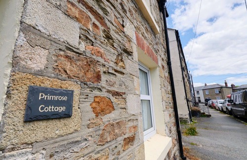 Tywardreath House | Stunning villa for 6 people with WIFI, TV and pets allowed