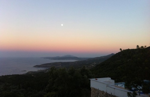 Skinaria Villa | Stunning villa in the North of the Island near Port Nicholas