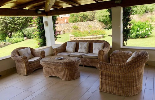 Baja Sardinia House | Stunning villa just steps from the beach