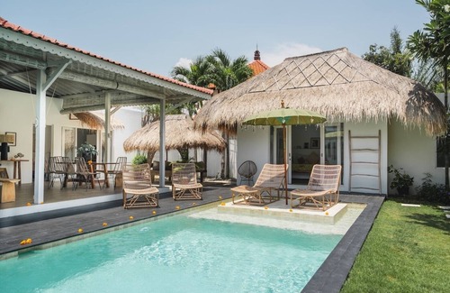 Laksmana Villa | Stunning Villa with Pool next to the Beach