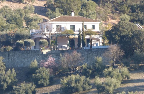 Iznajar Villa | Stunning Villa with private pool, lake and mountain views